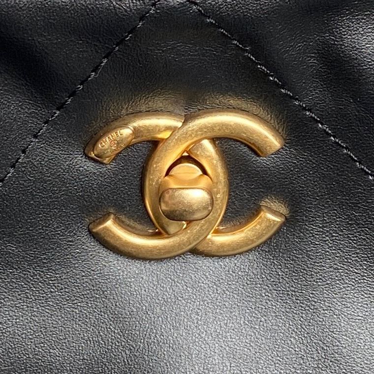 Ch**el shopping bags